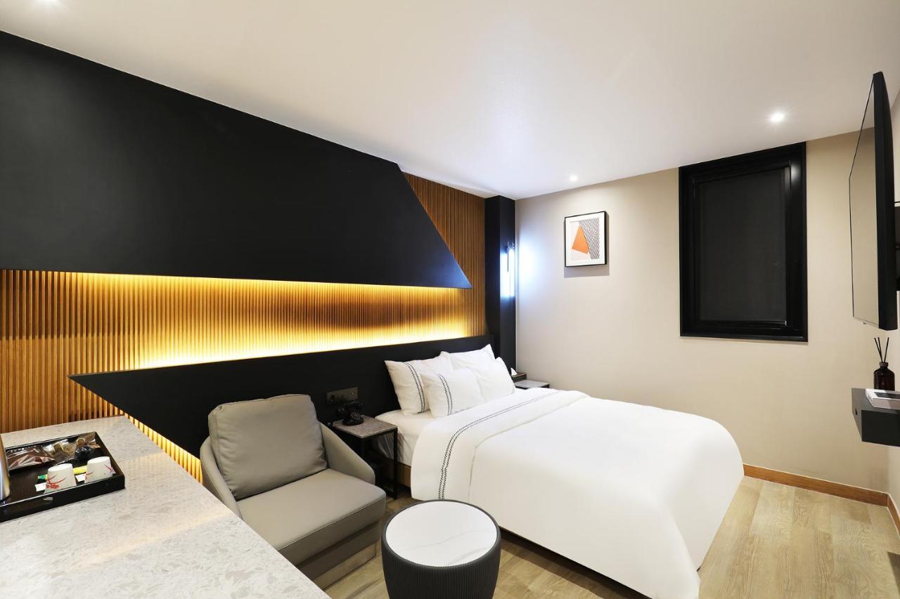 Mari Hotel Chungju Esterno foto