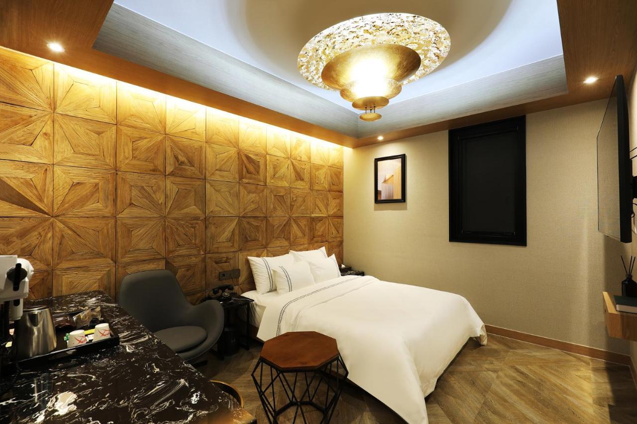 Mari Hotel Chungju Esterno foto